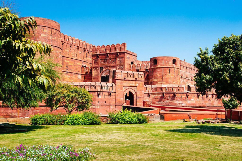 Taj Mahal with Agra Fort Tour – Same Day Itinerary